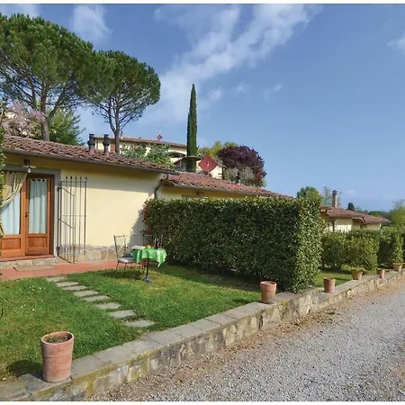 Vakantiehuis In Bucine Ar With Kitchen *